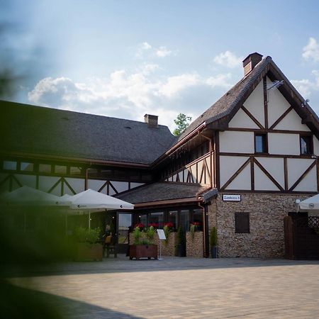 Hotel & Spa **** Kasztel Uniejów Extérieur photo