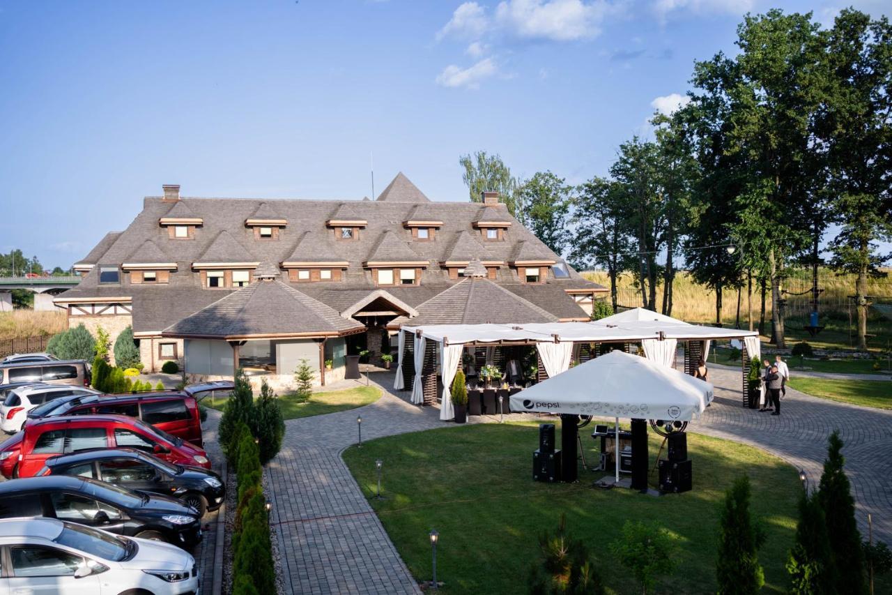 Hotel & Spa **** Kasztel Uniejów Extérieur photo
