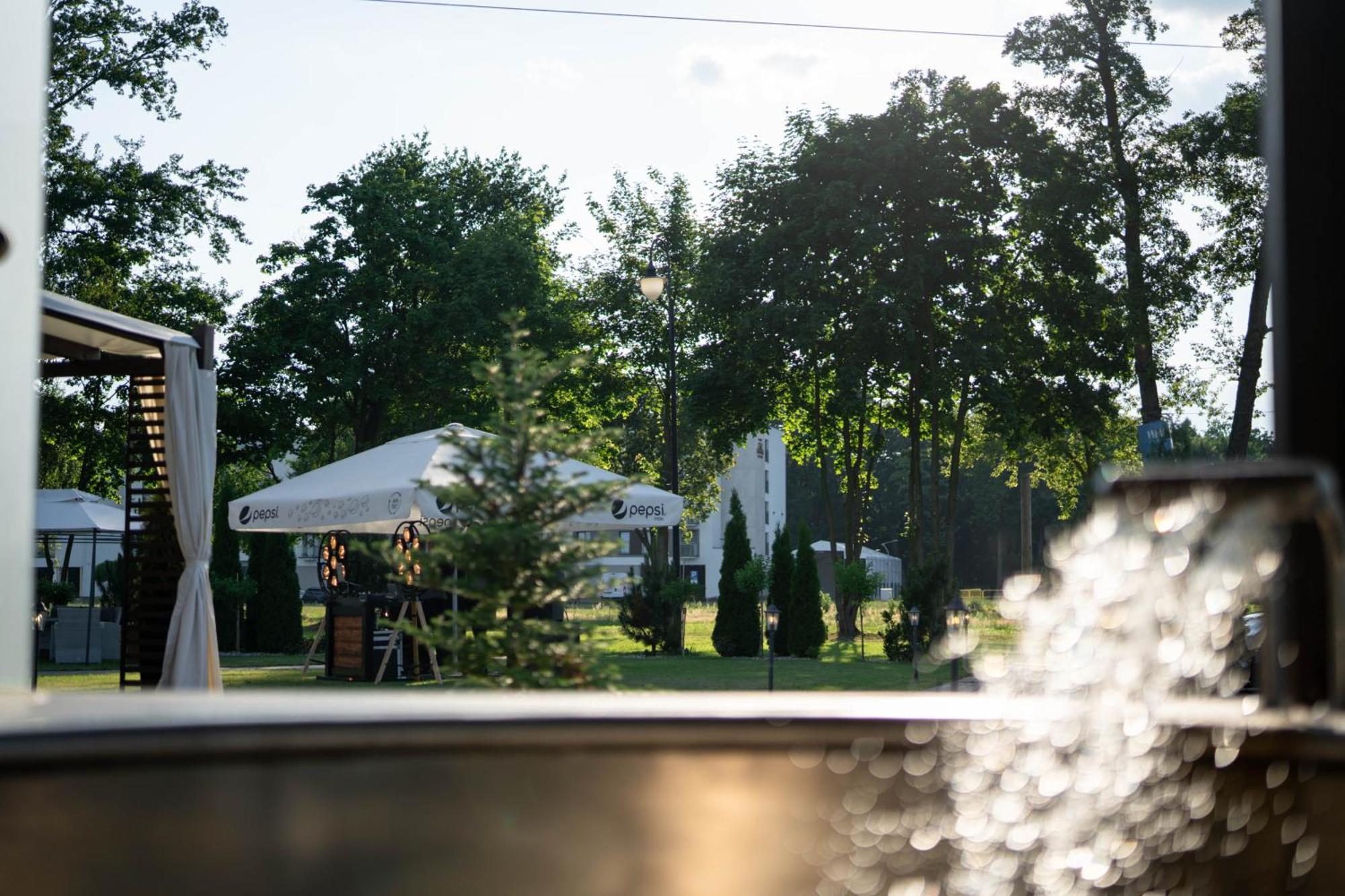 Hotel & Spa **** Kasztel Uniejów Extérieur photo