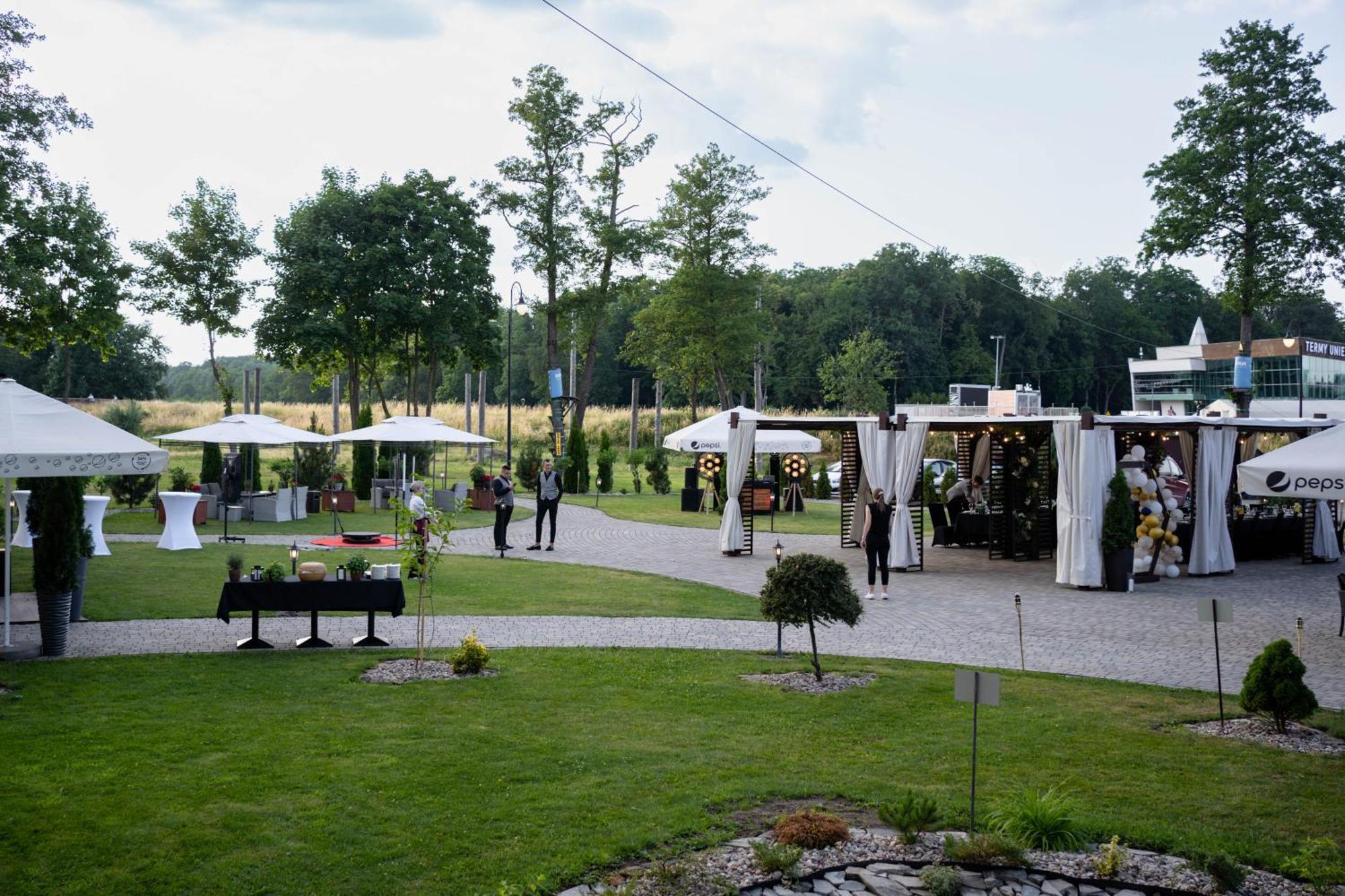 Hotel & Spa **** Kasztel Uniejów Extérieur photo