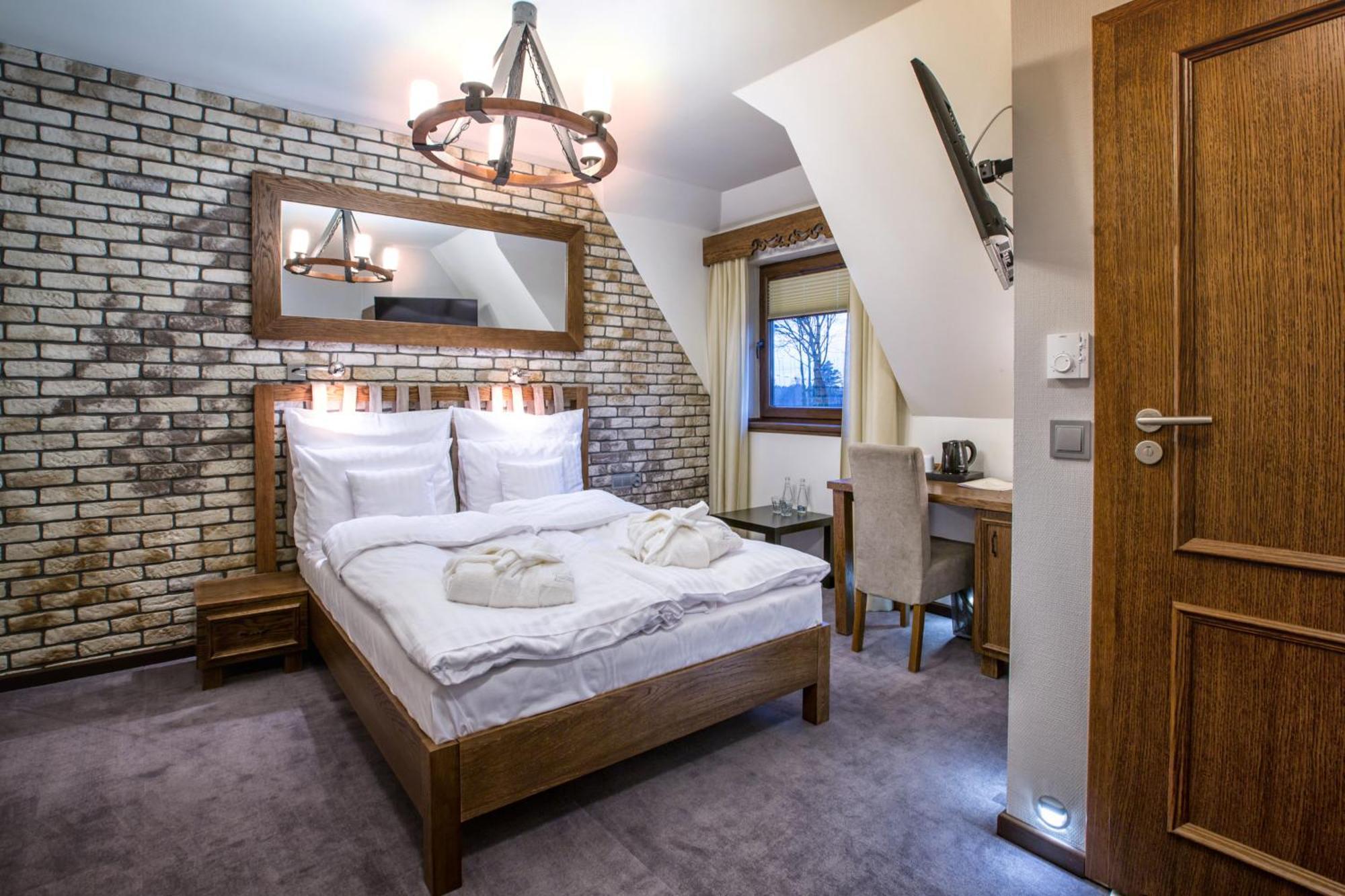 Hotel & Spa **** Kasztel Uniejów Extérieur photo